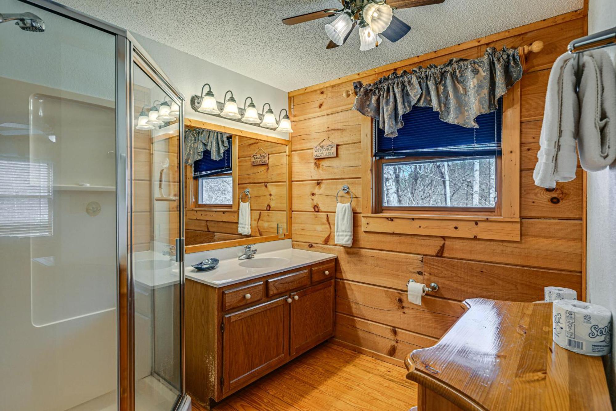 Bryson City Cabin With Hot Tub, Views And Pool Table! Zewnętrze zdjęcie