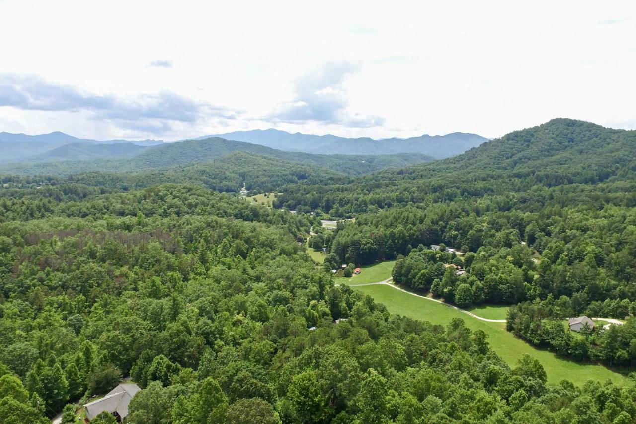 Bryson City Cabin With Hot Tub, Views And Pool Table! Zewnętrze zdjęcie